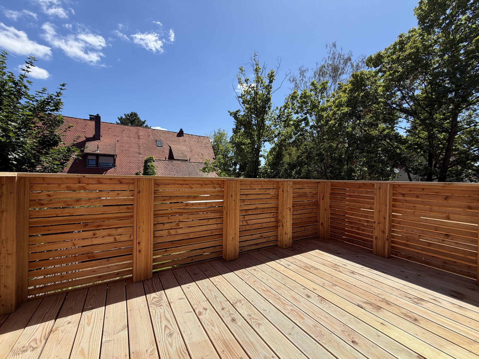 Balkon-Ausblick ins Grüne